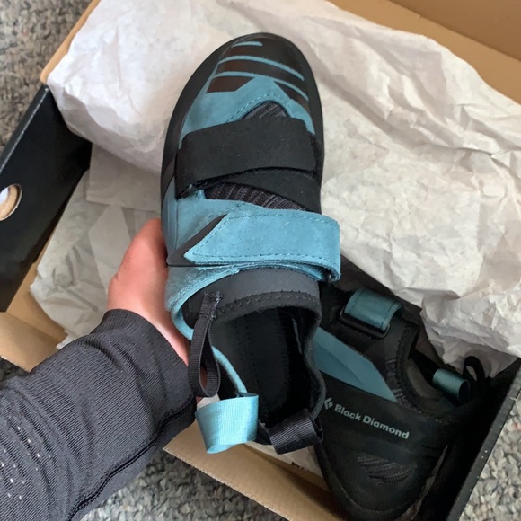 Focus Women’s Climbing Shoes - Picture 2 of 4